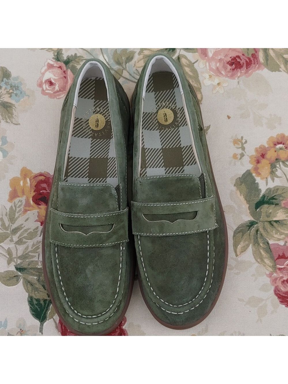 Revitalign Malibu Suede Penny Loafer Shoes in Olive Green Women's size 9 NWOT - Picture 5 of 17